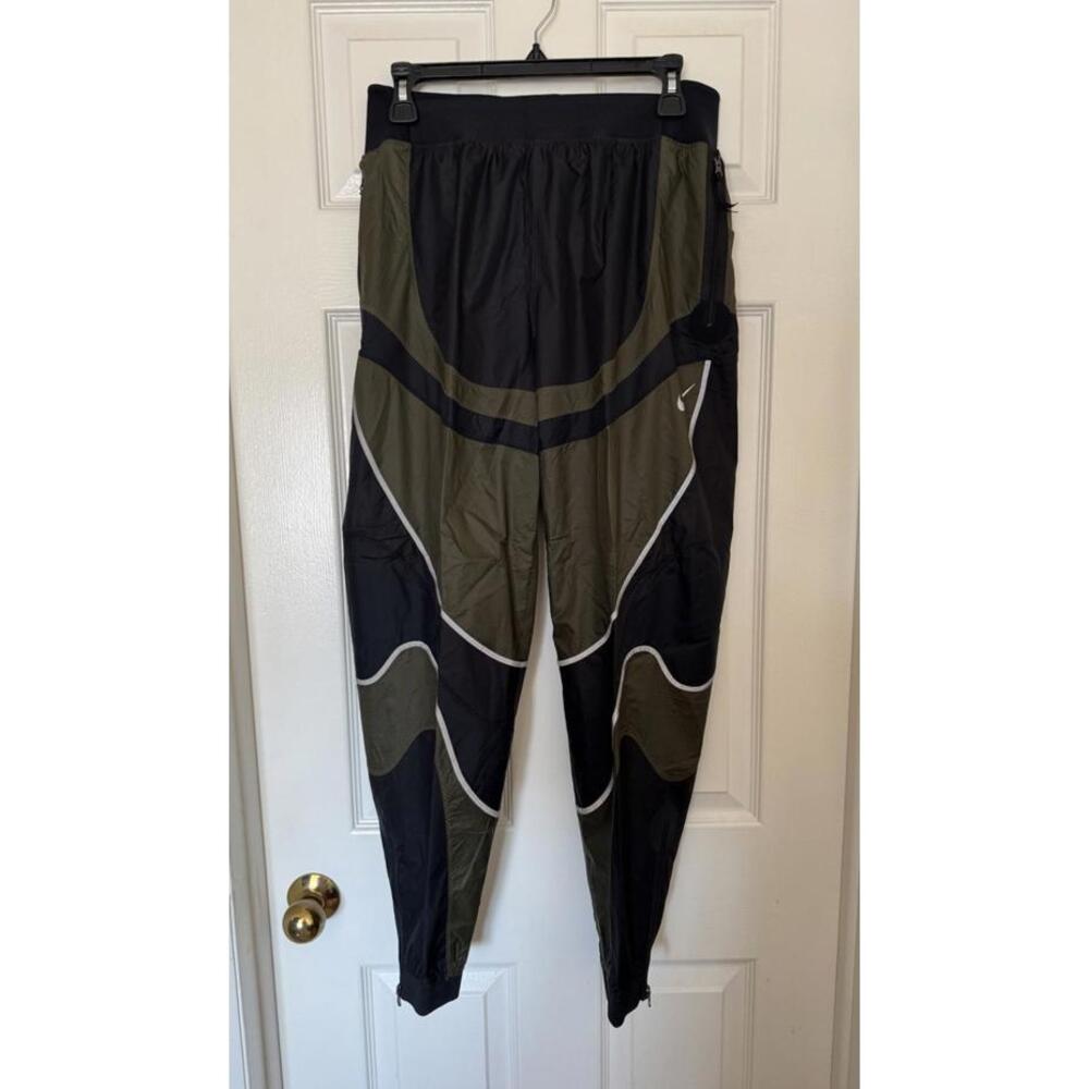 Nike Women’s Small iSPA Pants Off Noir/Newsprint/Iron Grey DB7581-045 NEW